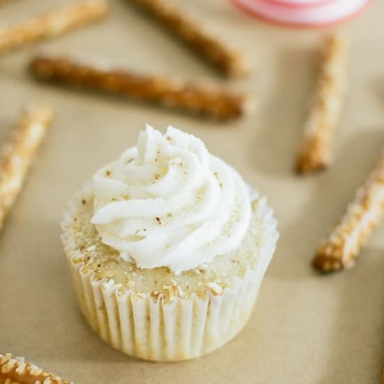 Pretzel Cake or Cupcakes - Recipe photo by maycontainsugar