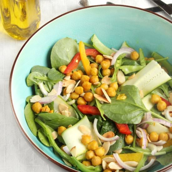 Turmeric Honey Chickpea Salad - Recipe photo by Treatyourselfsweeter