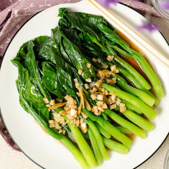 Chinese Broccoli with Oyster Sauce - Recipe photo by omnivorescookbook