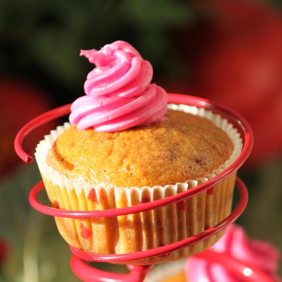 Vegan Beetroot Cupcake - Recipe photo by SizzlingPots
