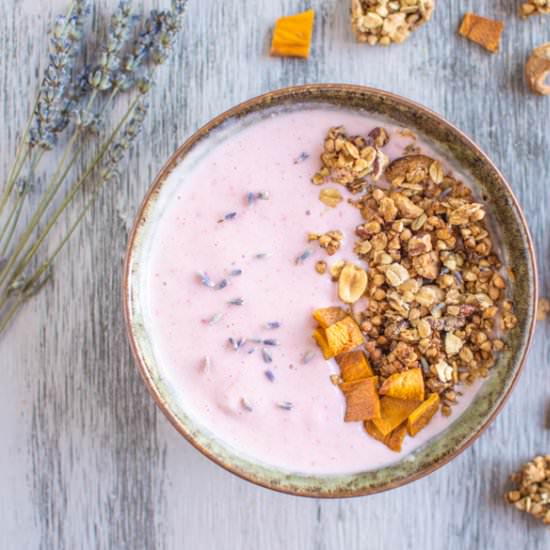 Lavender Mango Granola - Recipe photo by healthynibblesandbits