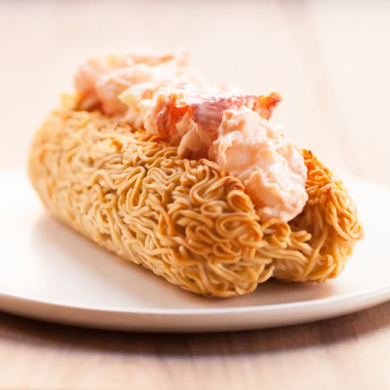 Ramen Lobster Roll - Recipe photo by perrysant