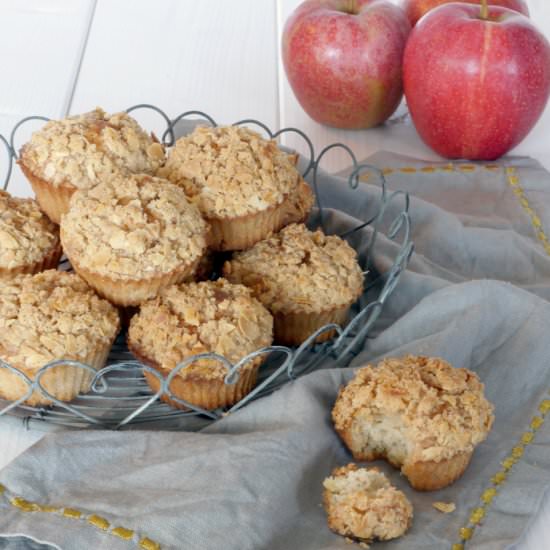 Apple Crumble Muffins - Recipe photo by julzalicious