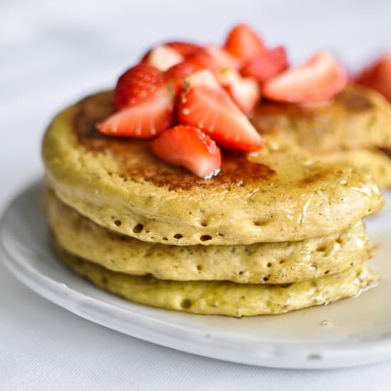 Matcha Pancakes - Recipe photo by Daniela @foodrecipeshq