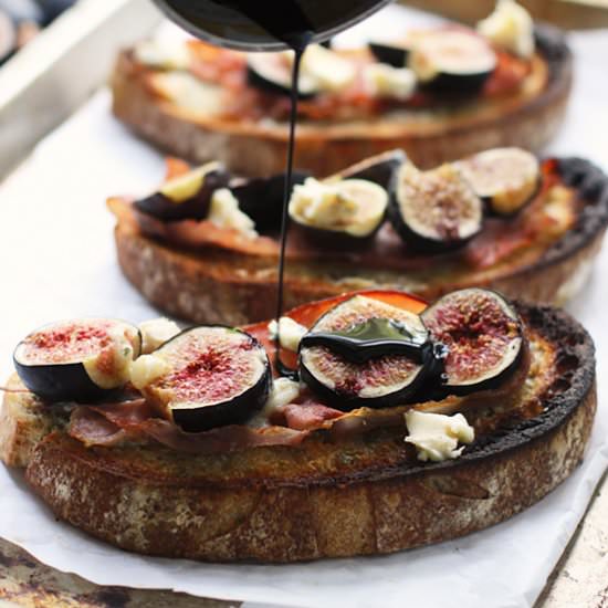 Roasted Fig and Blue Cheese Tartine - Recipe photo by cookingforkeeps