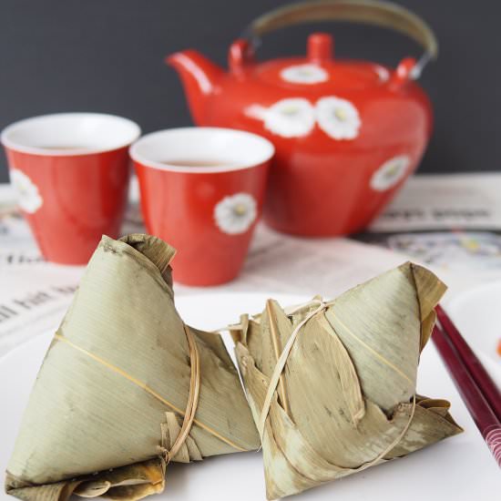 Glutinous Rice Dumpling (Bak Chang) - Recipe photo by Bake With Paws