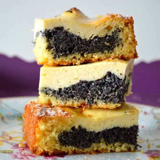 Ricotta Poppy Seed Cake - Recipe photo by bakerangel.com