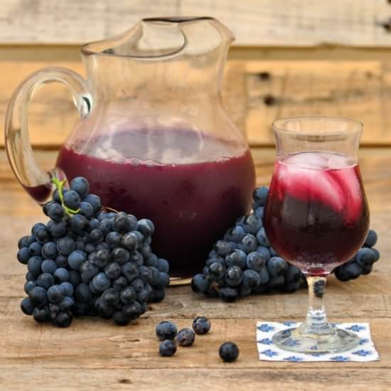 Tuttie Fruiti Red Wine Sangria - Recipe photo by culturedpalate