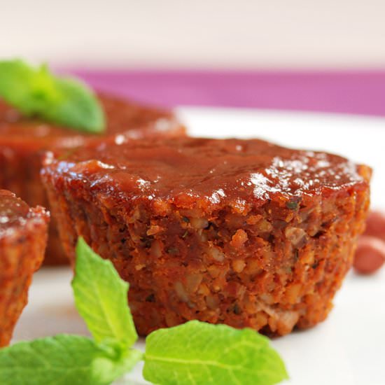 Nut Roast with BBQ Glaze - Recipe photo by flavourphotos
