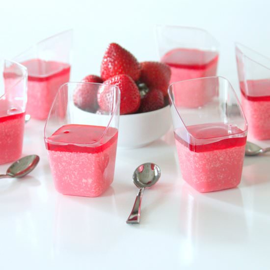 Strawberry Conference - Recipe photo by SizzlingPots
