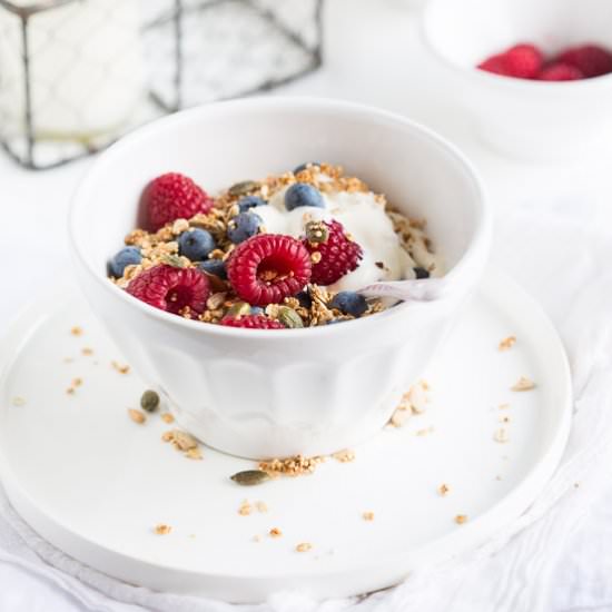 Quinoa Granola - Recipe photo by Simones Kitchen