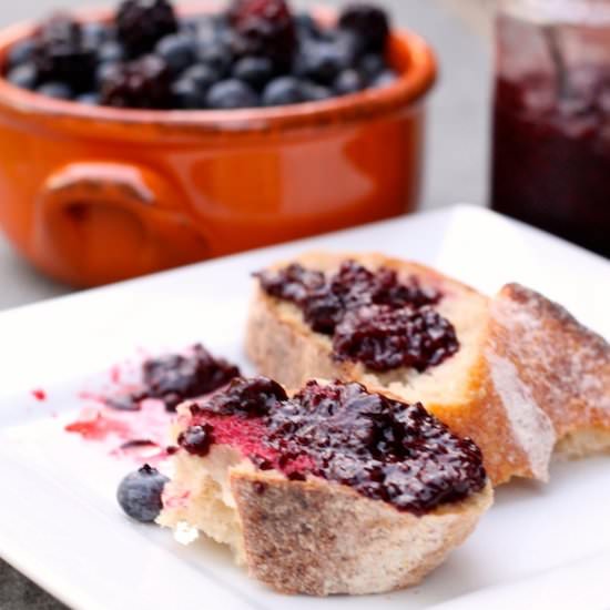 Sweet Berry Chia Jam - Recipe photo by Healthyummies