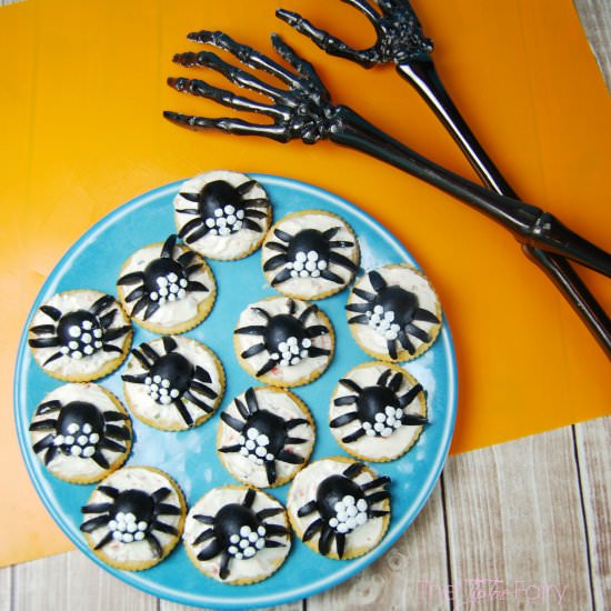 Spider Crackers - Recipe photo by Stephanickety