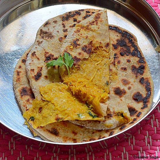 Mooli Paratha - Recipe photo by creativesaga