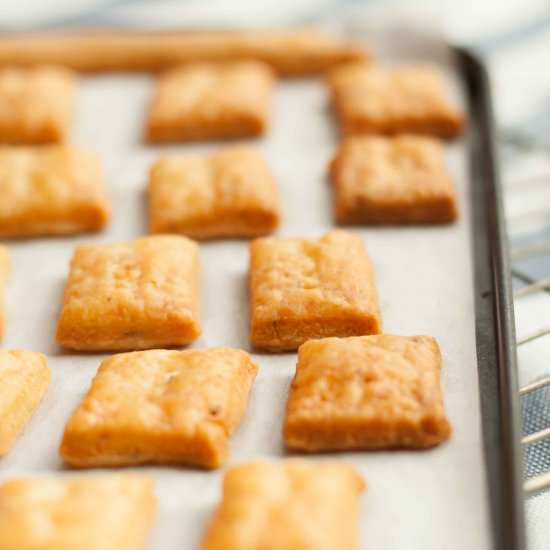 Cheddar & Thyme Crackers - Recipe photo by ScaredyCatKitchen