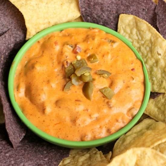 10 Minute Chili Cheese Dip - Recipe photo by SparklesKathy