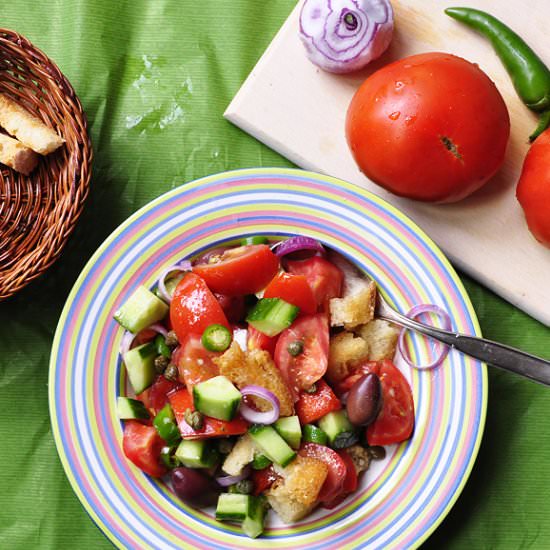 Panzanella – Italian bread salad - Recipe photo by MeLia