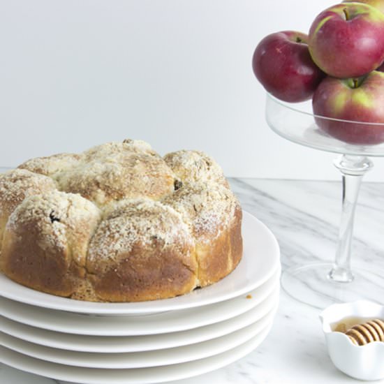 Rosh Hashanah Round Challah - Recipe photo by saltandserenity