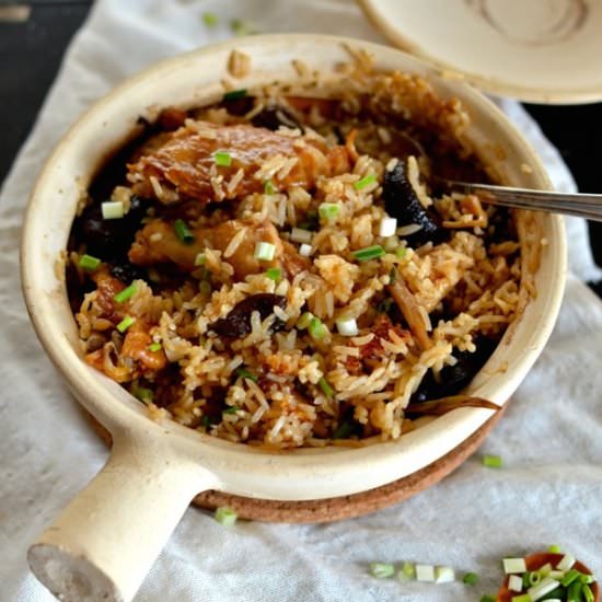 Chicken and mushroom clay pot rice - Recipe photo by thewoksoflife
