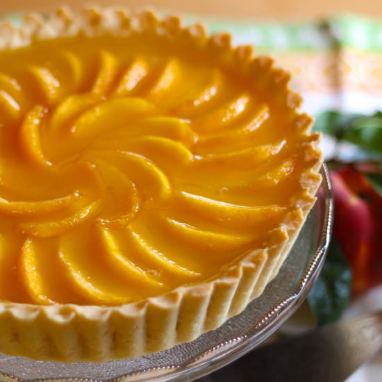 Thyme-Infused Peach Cheesecake Tart - Recipe photo by theloghomekitchen