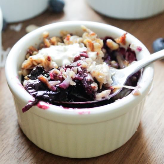 Berry Banana Oatmeal Crisp - Recipe photo by feelgoodfoodblog