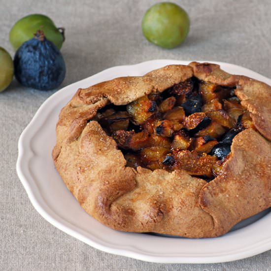 Plum and Fig Galette - Recipe photo by akane86