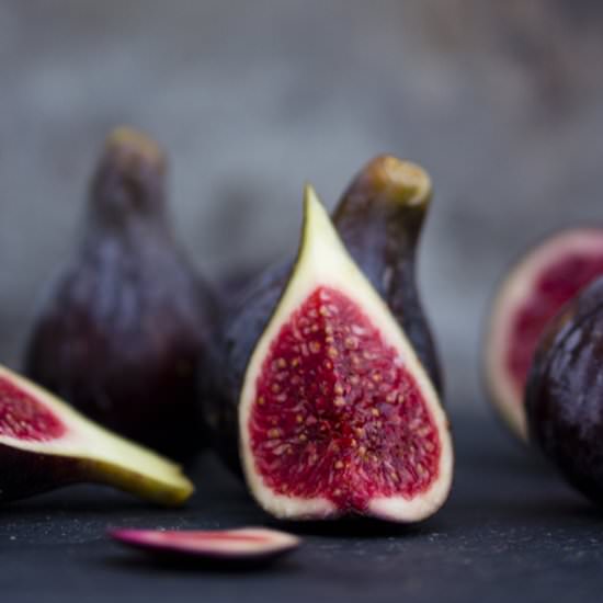 Goat Cheese & Fig Salad - Recipe photo by Can Caramelo