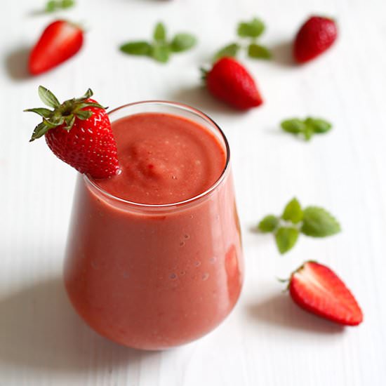 Avocado Strawberry Smoothie - Recipe photo by sogoodblog