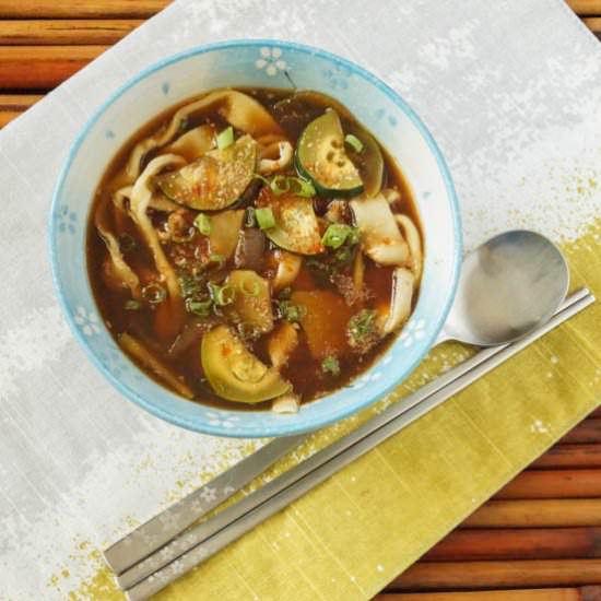 Yachae Kalguksu - Recipe photo by TaraMar