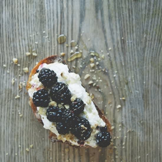 Cinnamon Sugar Toast - Recipe photo by thekitchykitchen