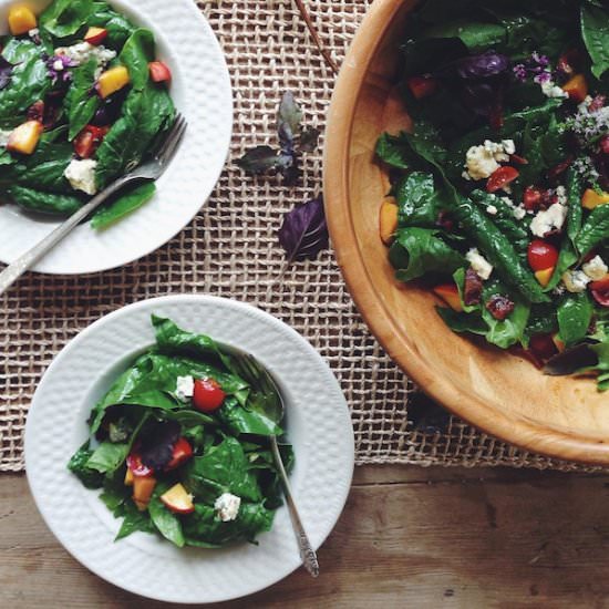 Spinach & Peaches Salad with Bacon - Recipe photo by FeedMeDearly