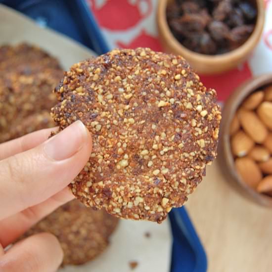 Crispy Almond Raisin Brittle - Recipe photo by marijasmine