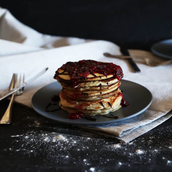 French Vanilla & Cacao Pancakes - Recipe photo by foodand_