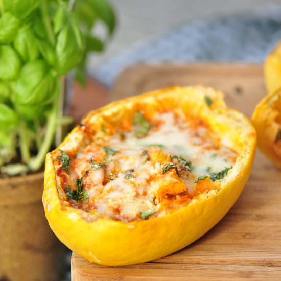 Cheesy Baked Spaghetti Squash - Recipe photo by thevegetarianginger