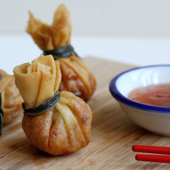 Crispy Chinese Golden Bags - Recipe photo by Culinessa