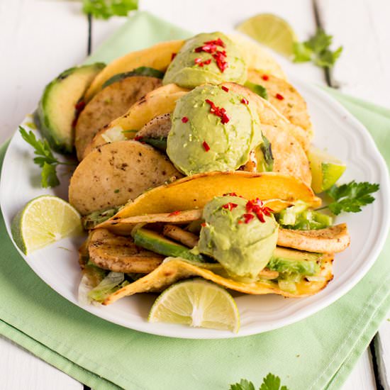 Tacos with Tofu and Guacamole - Recipe photo by Vegandare