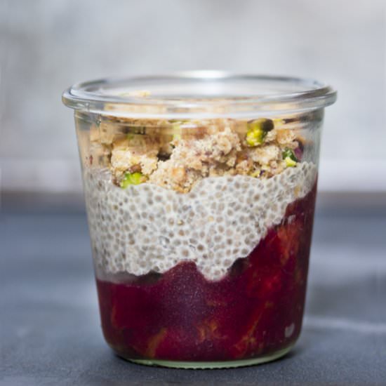 Plum Cream ‘n Crumble - Recipe photo by Can Caramelo