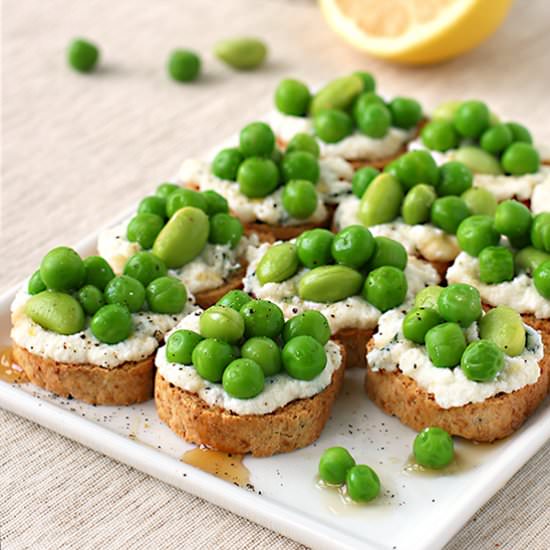Pea Bruschetta - Recipe photo by RaisinandFig