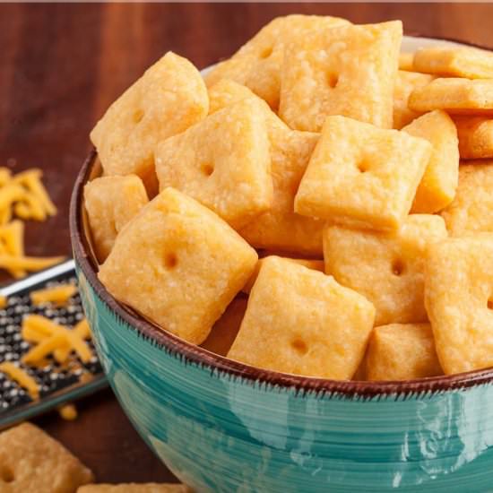 Homemade Cheez-its - Recipe photo by chewoutloud