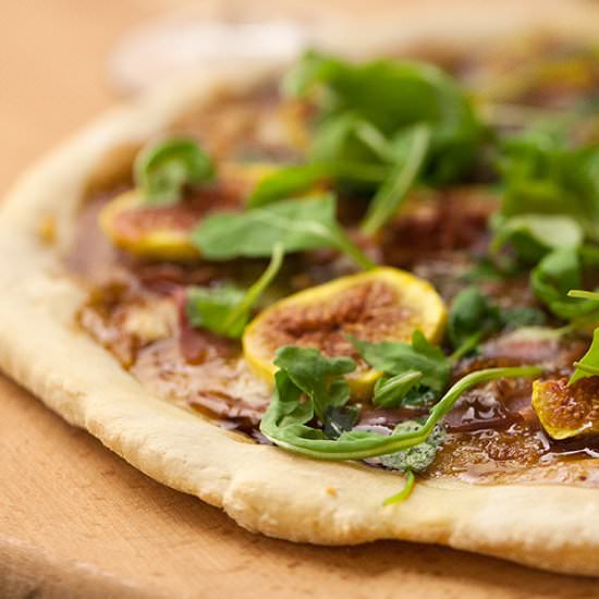Figs and Prosciutto Pizza - Recipe photo by elenianag