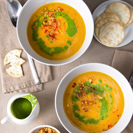 Swirly Butternut squash & Kale Soup - Recipe photo by Yes more please