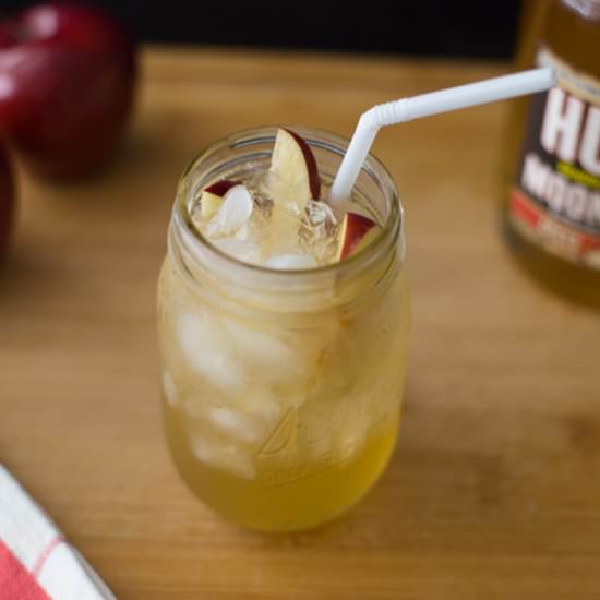 Hushed Caramel Apple - Recipe photo by TheDrinkBlog