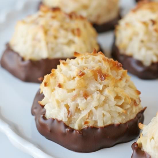 Coconut Macaroons - Recipe photo by Glorious Treats