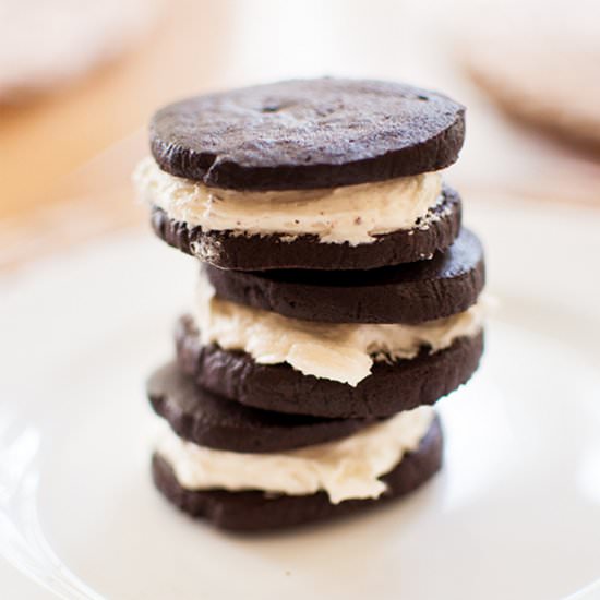 Double-stuff uber-oreo cookies - Recipe photo by LivingLou