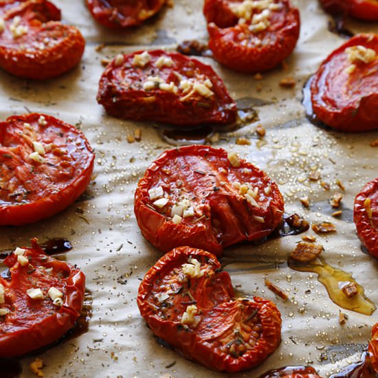 Slow-Roast Tomatoes - Recipe photo by blanblan