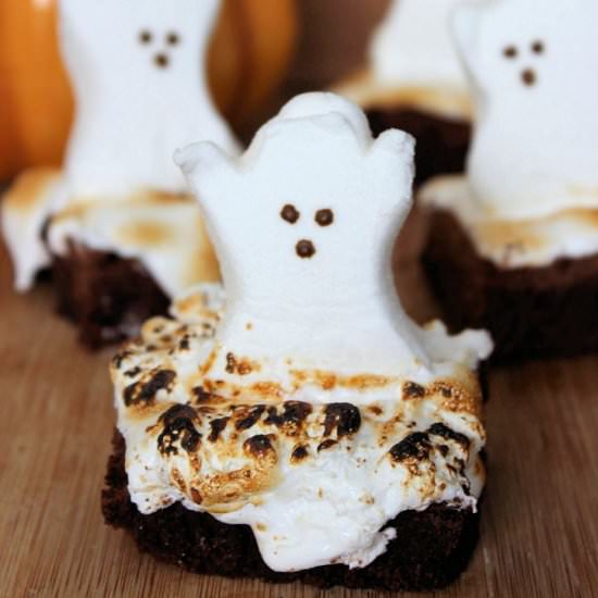 Ghost Brownies - Recipe photo by Blommi
