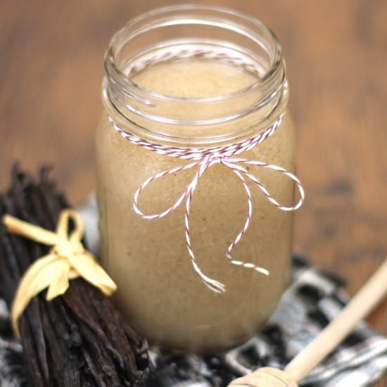 Skinny Vanilla Bean Syrup - Recipe photo by dessertswithbenefits