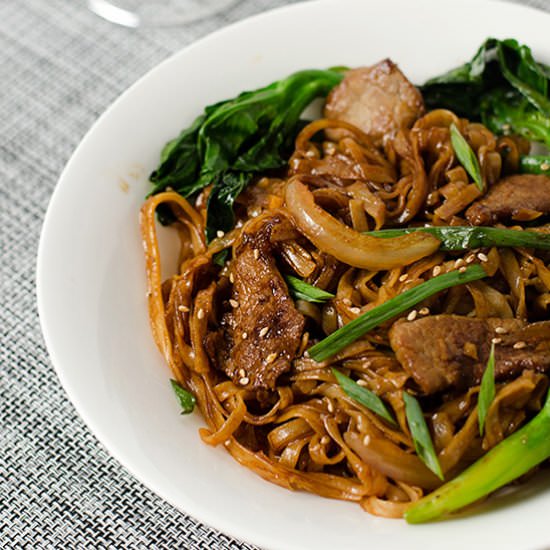 Beef Chow Fun with Chinese Broccoli - Recipe photo by omnivorescookbook