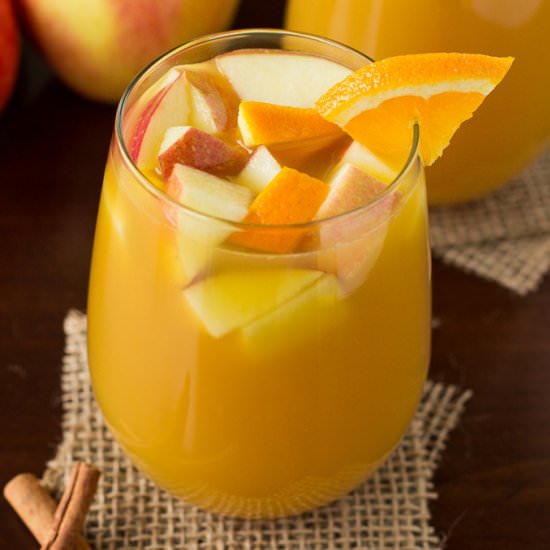 Hot Citrus Apple Cider - Recipe photo by Deliciously Sprinkled