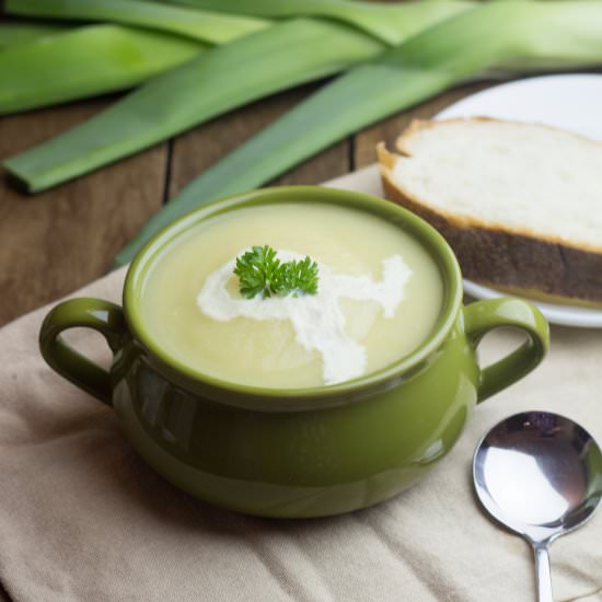 Potato and Leek Soup - Recipe photo by cookiesorbiscuits
